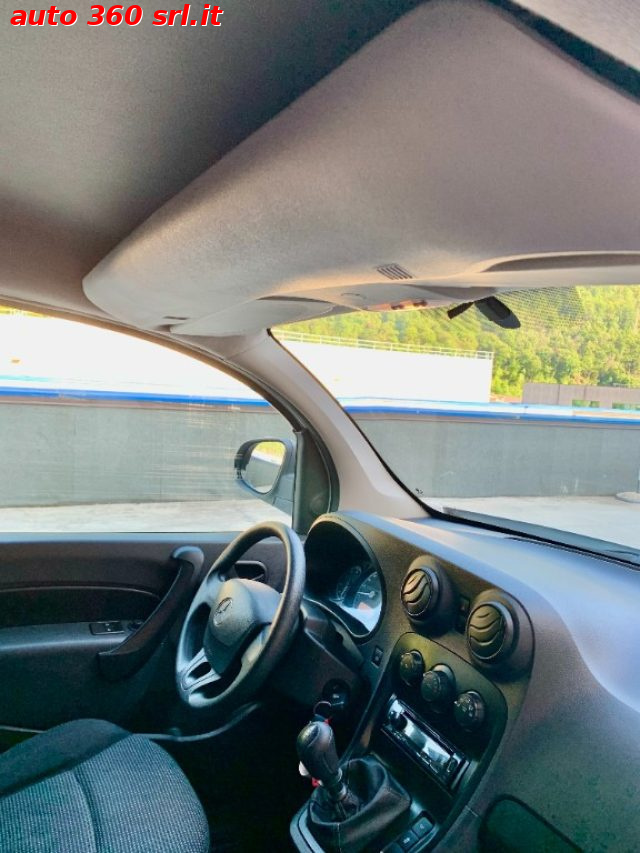 MERCEDES-BENZ Citan usata, con USB