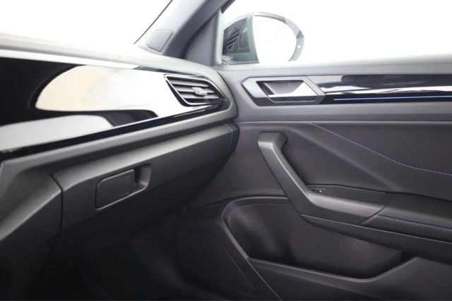 VOLKSWAGEN T-Roc usata, con Sedili riscaldati