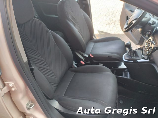 LANCIA Ypsilon usata, con Fendinebbia