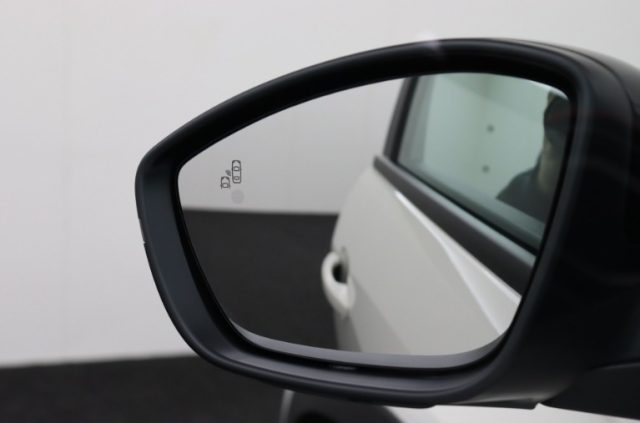JEEP Avenger usata, con Specchietti laterali elettrici