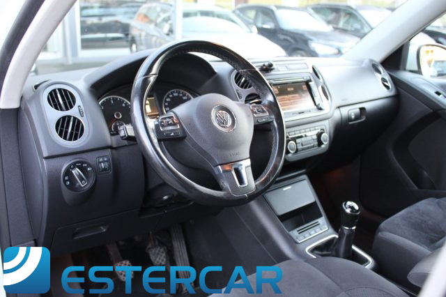VOLKSWAGEN Tiguan usata, con Airbag laterali