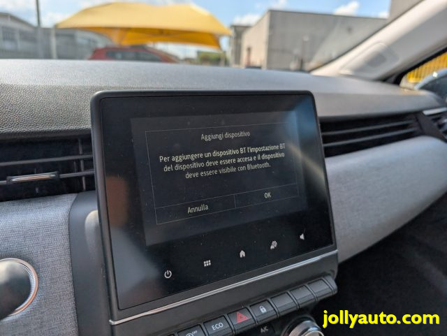 MITSUBISHI Colt usata, con USB