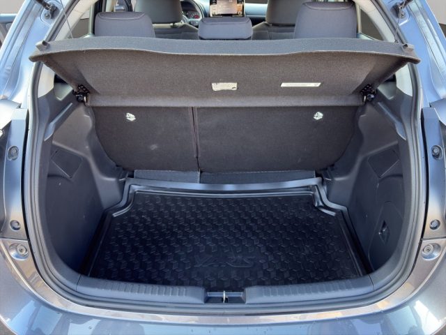 TOYOTA Yaris usata, con Riconoscimento dei segnali stradali