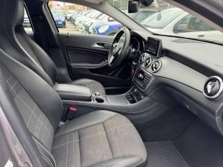 MERCEDES-BENZ GLA 200 usata, con Cronologia tagliandi
