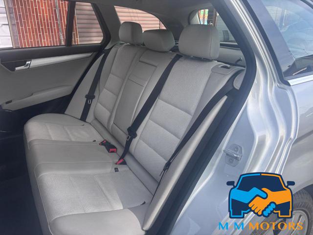 MERCEDES-BENZ C 220 usata, con Fendinebbia