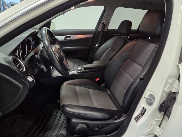 MERCEDES-BENZ C 220 usata, con Controllo automatico clima