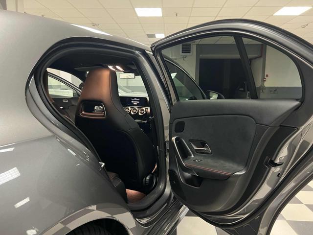 MERCEDES-BENZ A 200 usata, con Sedili riscaldati