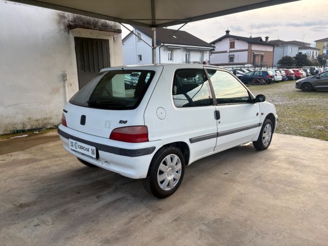 PEUGEOT 106 usata, con USB