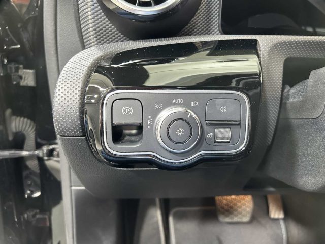 MERCEDES-BENZ A 180 usata 26