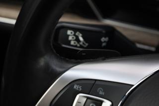VOLKSWAGEN Touareg usata, con Touch screen