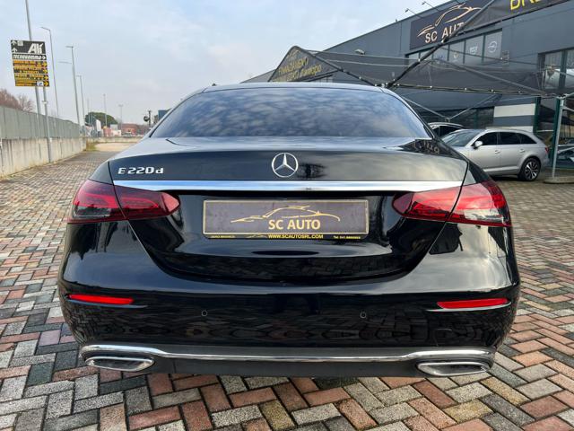 MERCEDES-BENZ E 220 usata, con Alzacristalli elettrici