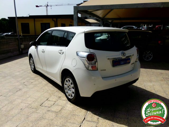 TOYOTA Verso usata, con Climatizzatore