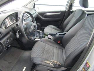 MERCEDES-BENZ A 180 usata, con Controllo automatico clima