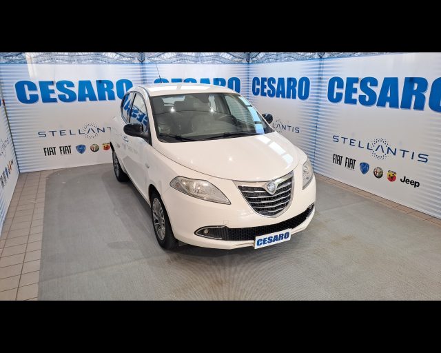 LANCIA Ypsilon usata, con ABS