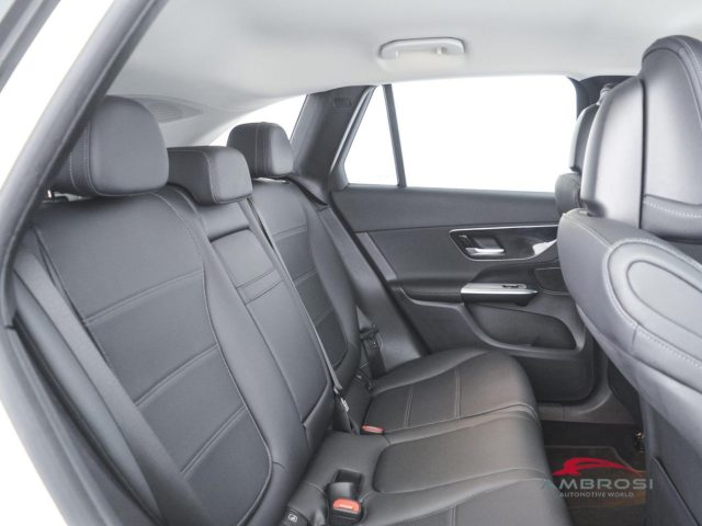 MERCEDES-BENZ GLC 220 usata 10