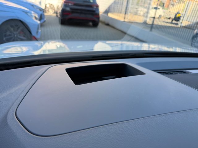 VOLKSWAGEN Golf GTI usata, con Controllo trazione