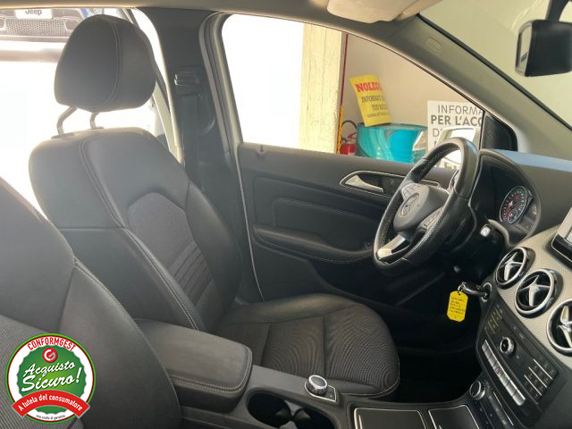 MERCEDES-BENZ B 180 usata, con Fendinebbia