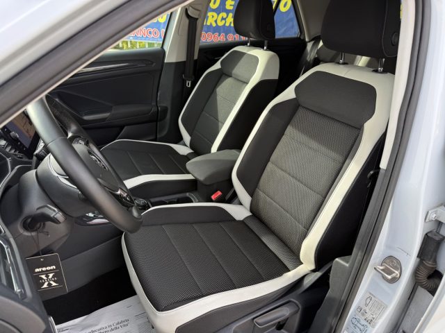 VOLKSWAGEN T-Roc usata, con Specchietti laterali elettrici