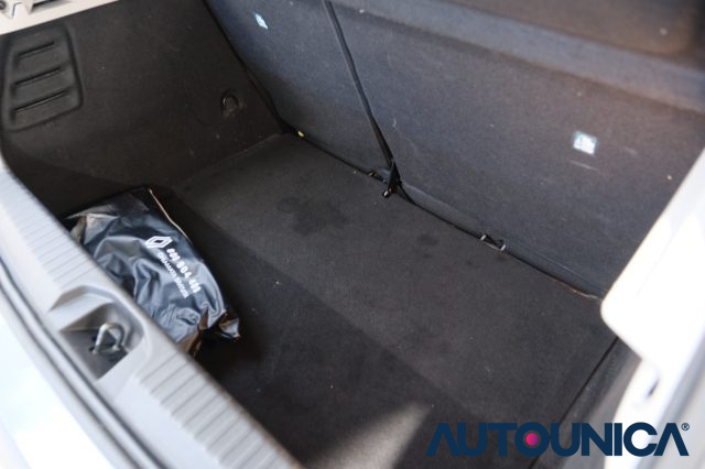 RENAULT Clio usata 51