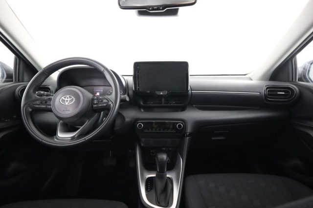 TOYOTA Yaris usata 4