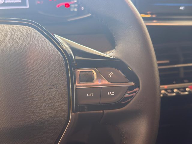 PEUGEOT 2008 usata, con Fari LED