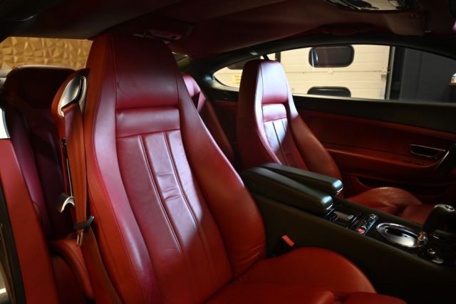 BENTLEY Continental usata 105