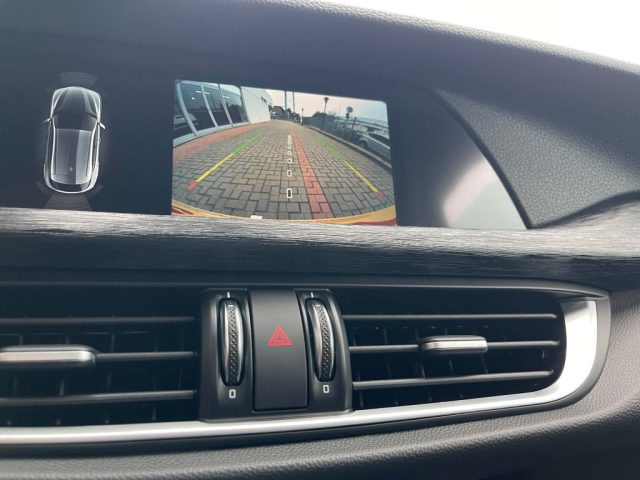 ALFA ROMEO Stelvio usata, con Autoradio