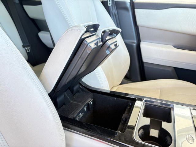 LAND ROVER Range Rover Velar usata, con Riconoscimento dei segnali stradali