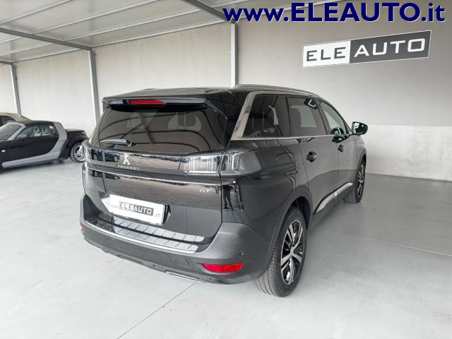 PEUGEOT 5008 usata, con Autoradio