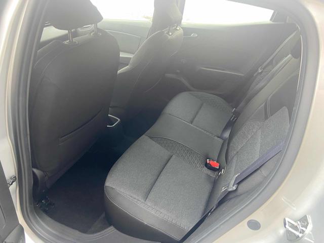 RENAULT Clio usata, con Autoradio