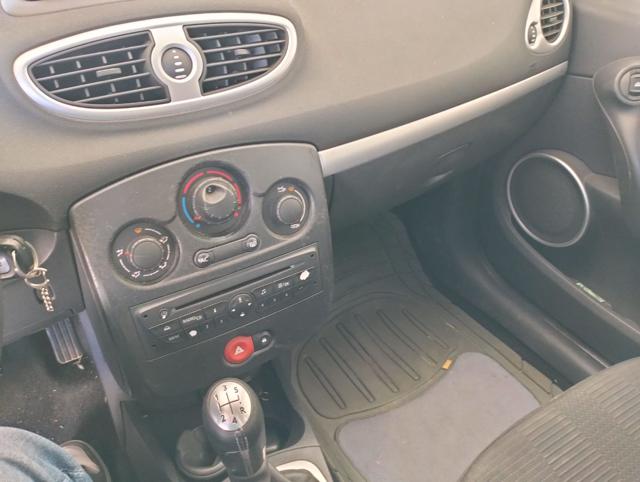 RENAULT Clio usata, con Climatizzatore