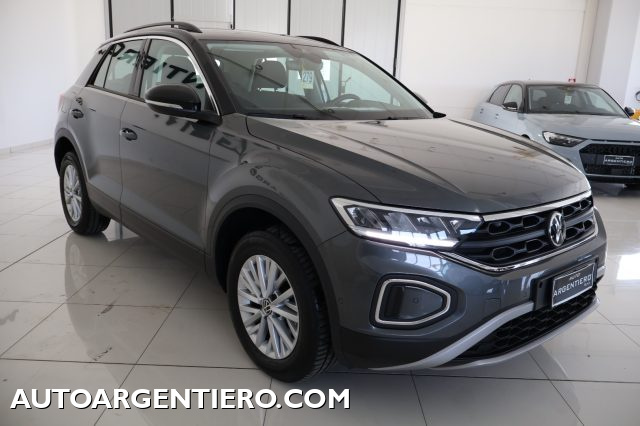 VOLKSWAGEN T-Roc usata, con Sensori di parcheggio anteriori