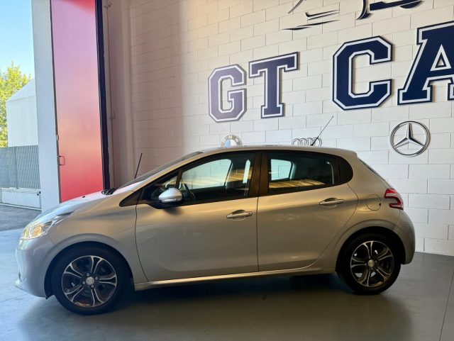 PEUGEOT 208 usata, con Airbag laterali