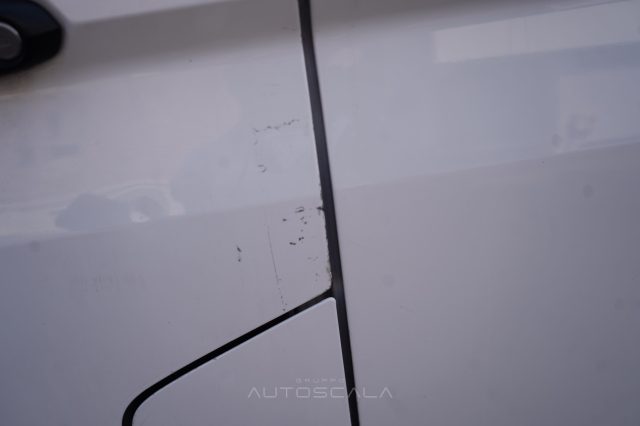 VOLKSWAGEN Crafter usata 24