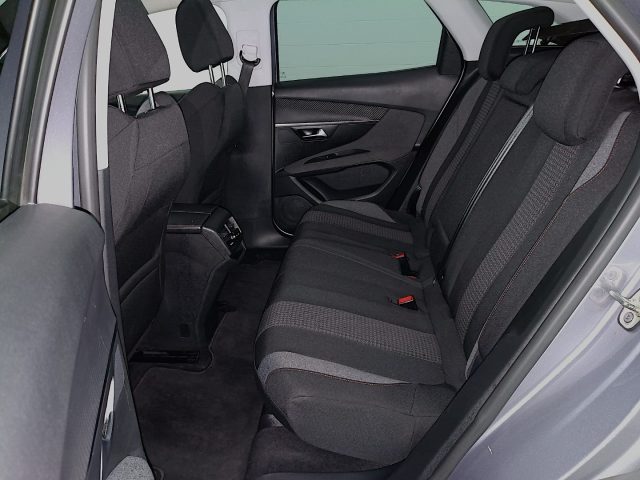 PEUGEOT 3008 usata, con Touch screen