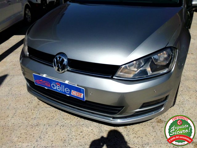 VOLKSWAGEN Golf usata, con Sensori di parcheggio posteriori