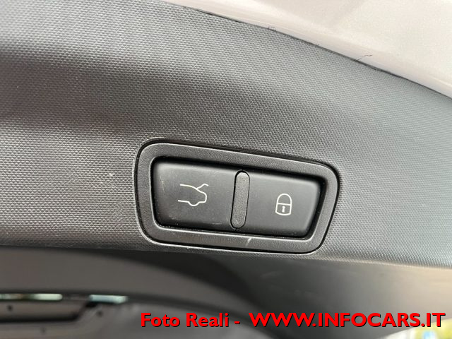 ALFA ROMEO Stelvio usata, con Volante in pelle