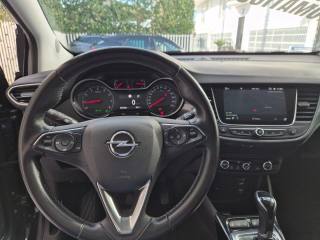 OPEL Crossland usata, con USB