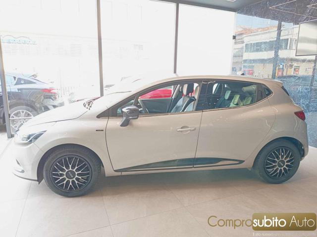 RENAULT Clio usata, con Airbag laterali