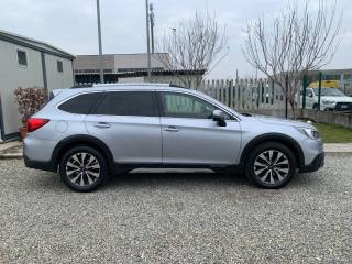 SUBARU OUTBACK usata, con Airbag Passeggero