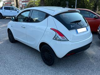 LANCIA Ypsilon usata, con Airbag