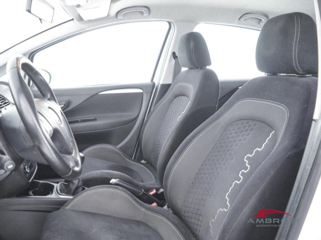 FIAT Punto usata 8