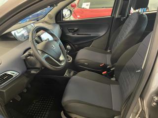LANCIA Ypsilon usata, con ESP