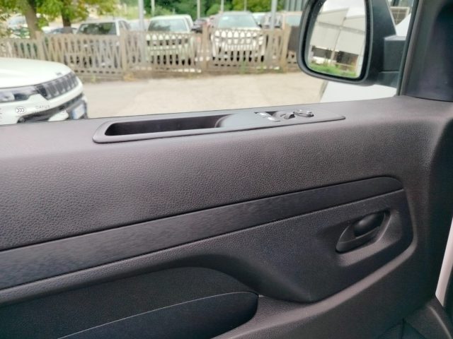 OPEL Vivaro usata, con Adaptive Cruise Control