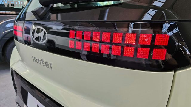 HYUNDAI INSTER usata, con Alzacristalli elettrici