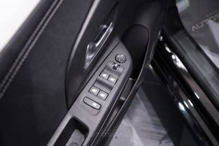 OPEL Corsa usata, con Controllo automatico clima