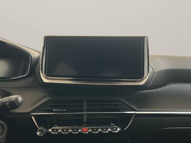 PEUGEOT 2008 usata, con Sistema di navigazione