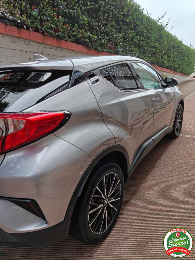 TOYOTA C-HR usata, con Alzacristalli elettrici