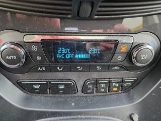FORD Kuga usata, con Bracciolo