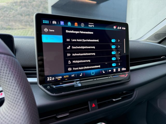 VOLKSWAGEN T-Roc usata, con Cruise Control